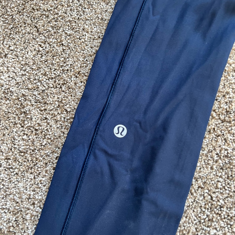 Dark blue lulu leggings